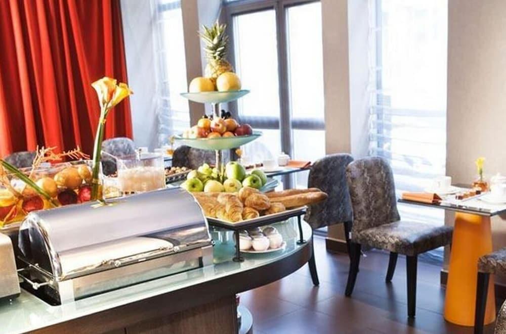 Hotel Elysées Bassano Párizs Kültér fotó