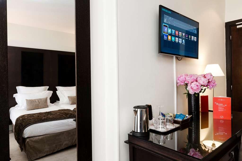 Hotel Elysées Bassano Párizs Szoba fotó