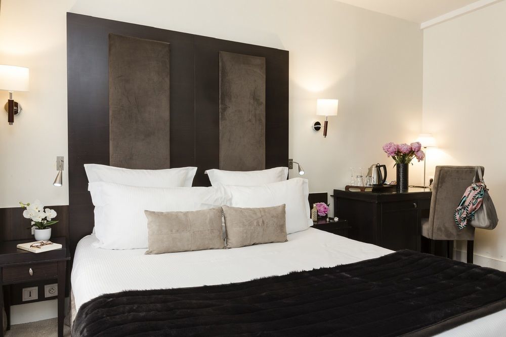 Hotel Elysées Bassano Párizs Kültér fotó